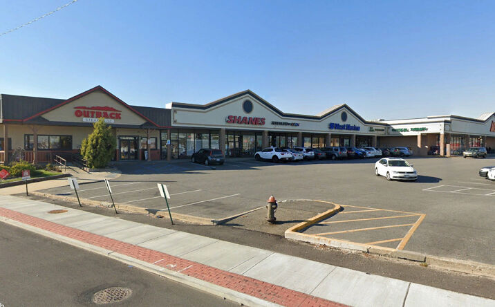 Pictures of Retail property located at 3939-3965 Long Beach Road, Island Park, NY 11558 for lease - image #1