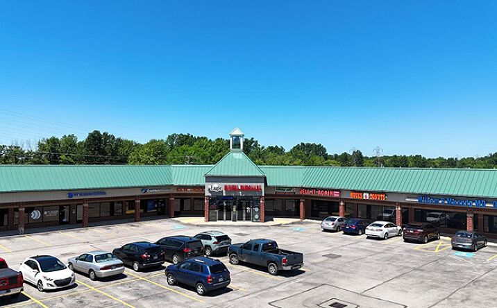 Pictures of Retail property located at 2825 N Ridge Rd E, Ashtabula, OH 44004 for sales - image #1