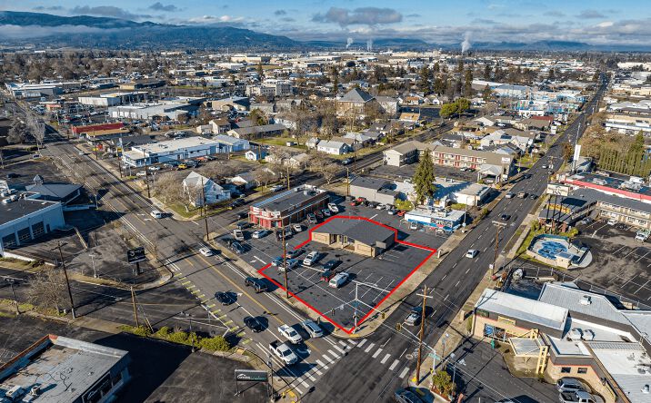 Commercial Property For Lease Medford Oregon 409 N Riverside Ave, Medford, OR 97501 | Crexi.com