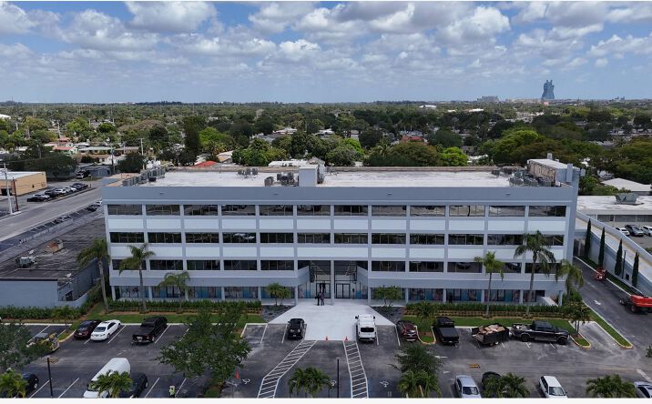 Pictures of Retail, Office property located at 6565 Taft St, Hollywood, FL 33024 for lease - image #1