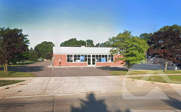 Pictures of Retail property located at 10610 Telegraph Rd, Taylor, MI 48180 for lease - image #1