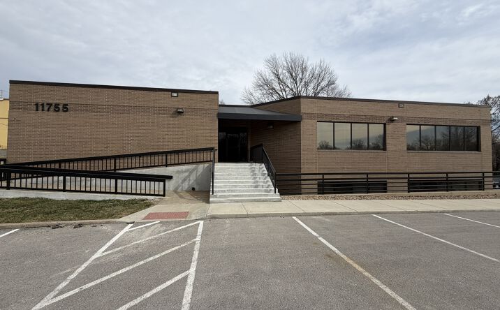Pictures of Office property located at 11755 W 112th St, Overland Park, KS 66210 for lease - image #1