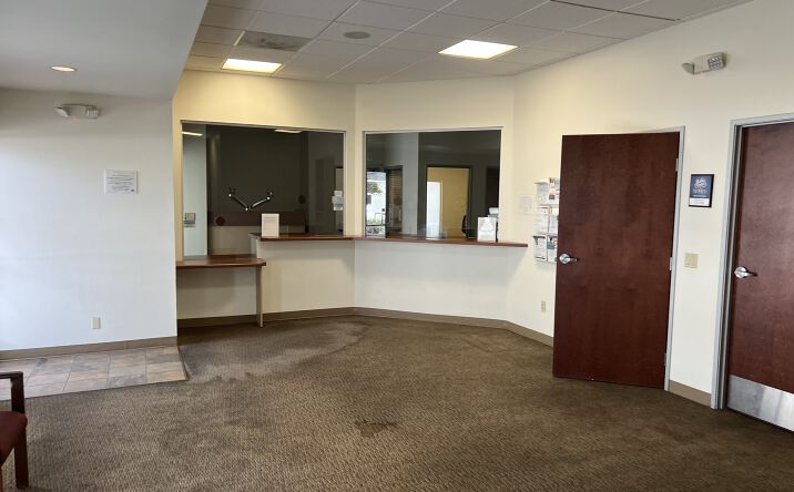 Pictures of Office property located at 2953 Telegraph Rd, Ventura, CA 93003 for sales - image #1