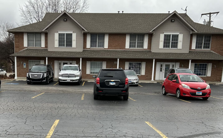 Pictures of Office property located at 32 S Main St, Sugar Grove, IL 60554 for lease - image #1