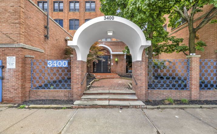 Pictures of Office property located at 3400 Lakeside Ave E, Cleveland, OH 44114 for lease - image #1