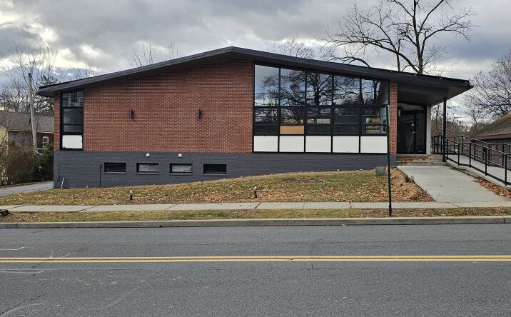 Pictures of Retail, Office, Special Purpose property located at 23 West St, Warwick, NY 10990 for lease - image #1