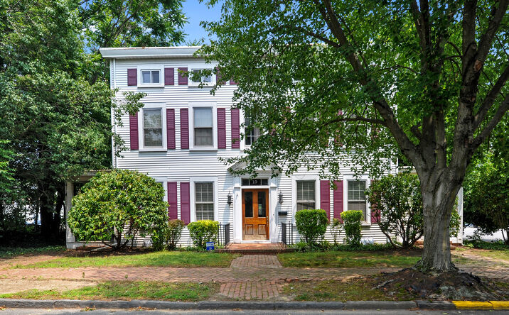 Pictures of Office property located at 19 S State St, Dover, DE 19901 for lease - image #1