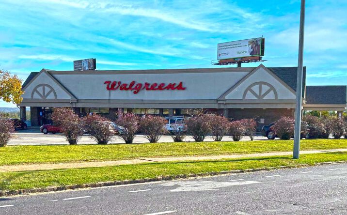 Pictures of Retail property located at 4120 S Broadway, St. Louis, MO 63118 for lease - image #1