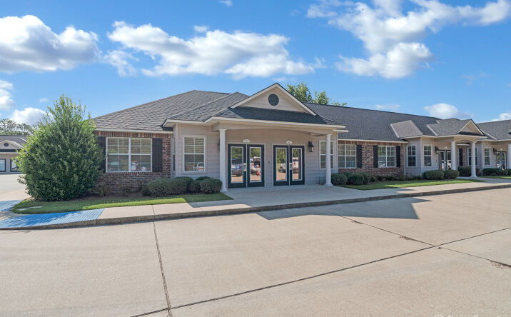 Pictures of Retail, Office property located at 7330 Fern Ave Suites 804 & 805, Shreveport, LA 71105 for lease - image #1