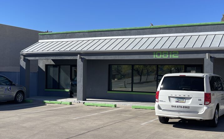 Pictures of Retail property located at 10812 N Cave Creek Rd, Phoenix, AZ 85020 for lease - image #1