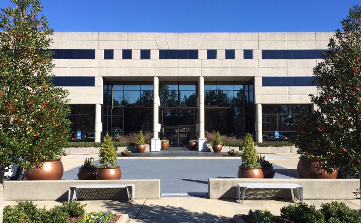 Pictures of Office property located at Perimeter Park S, Birmingham, AL 35243 for lease - image #1