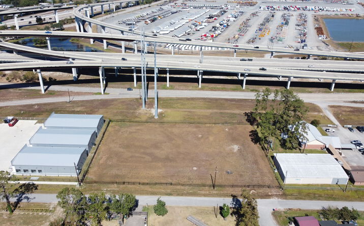 Pictures of Land property located at Eddie Dr, Humble, TX 77396 for lease - image #1