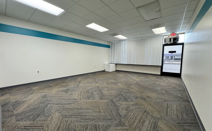 Pictures of Retail, Office, Restaurant property located at 23916 Michigan Ave, Dearborn, MI 48124 for lease - image #1