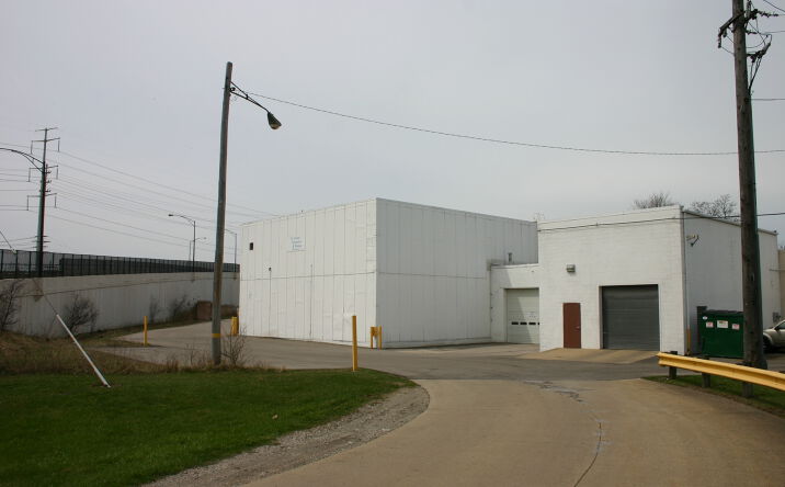 Pictures of Industrial property located at 92 Broadway Ave. Bedford, Ohio, Bedford, OH 44146 for lease - image #1