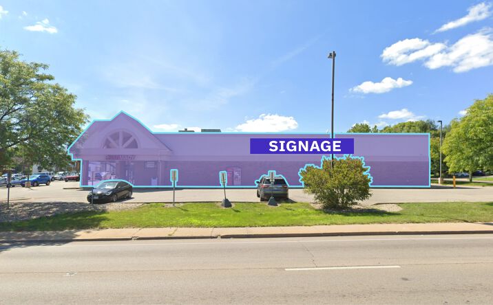 Pictures of Retail property located at 2515 Knoxville Ave, Peoria, IL 61604 for lease - image #1