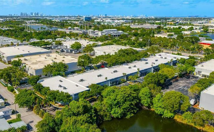 Pictures of Office property located at 5555 Anglers Ave, Dania Beach, FL 33312 for lease - image #1