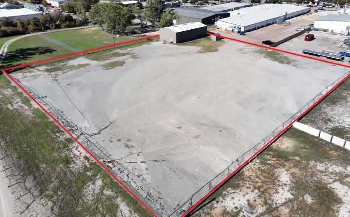 Pictures of Industrial property located at 3105 Justin Road, Flower Mound, TX 75028 for lease - image #1