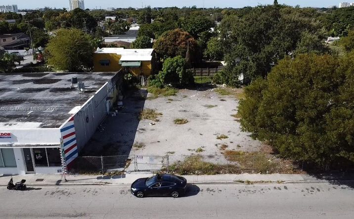 Pictures of Special Purpose property located at 4120 NW 17th Ave, Miami, FL 33142 for lease - image #1