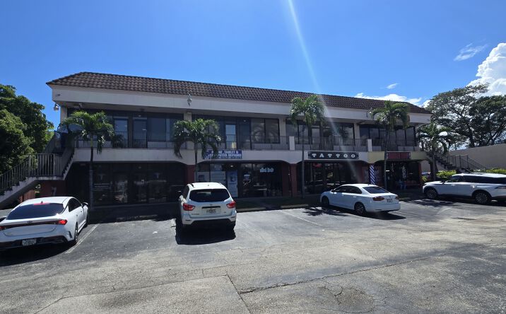 Pictures of Retail, Office property located at 600 Prospect Rd, Fort Lauderdale, FL 33309 for lease - image #1