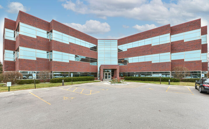 Pictures of Office property located at N19 W24075 Riverwood Dr, Waukesha, WI 53188 for lease - image #1