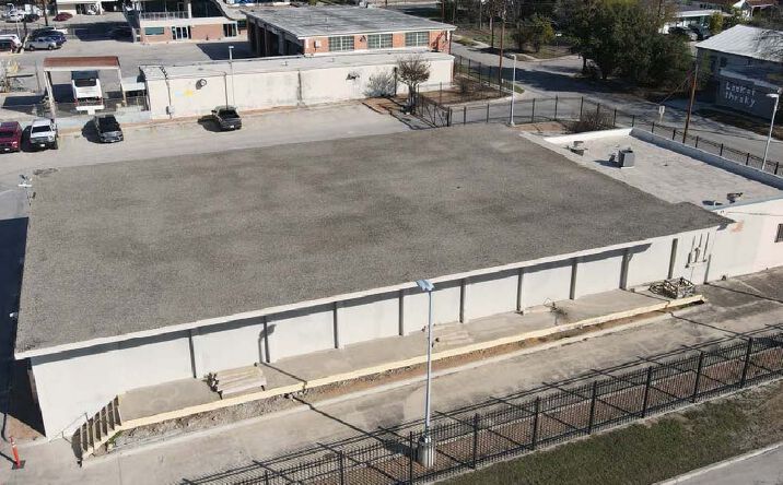Pictures of Industrial property located at 831 E Crockett St, San Antonio, TX 78202 for lease - image #1