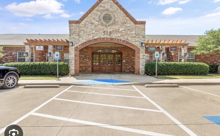 Pictures of Office property located at 515 W Southlake Blvd, Southlake, TX 76092 for lease - image #1