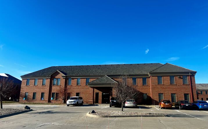Pictures of Office property located at 3930 S 147th St, Omaha, NE 68144 for lease - image #1