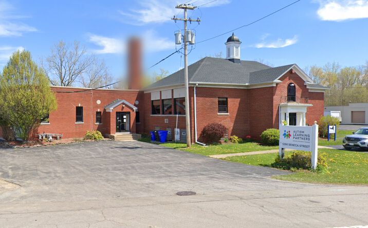 Pictures of Office property located at 5266 Seneca St, Buffalo, NY 14224 for lease - image #1
