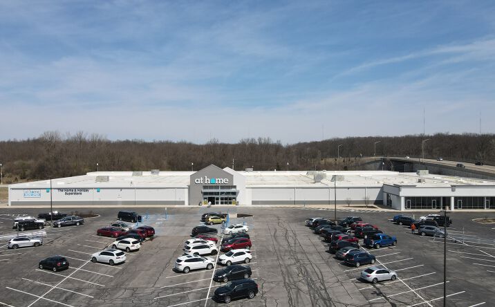 Pictures of Retail property located at 3830 Illinois Rd, Fort Wayne, IN 46804 for lease - image #1