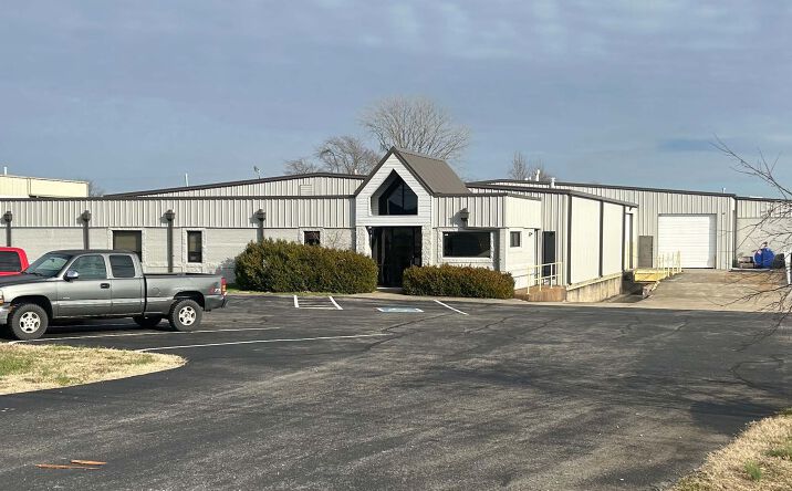 Pictures of Industrial property located at 800 Bill Jones Industrial Dr, Springfield, TN 37172 for lease - image #1