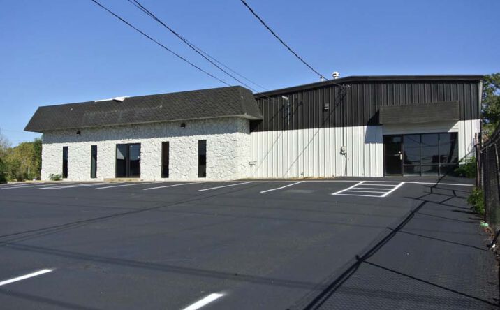 Pictures of Office, Industrial property located at 2144 Sylvan Rd, Atlanta, GA 30344 for lease - image #1