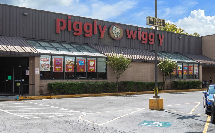 Pictures of Retail property located at 1425 Rocky Creek Rd, Macon, GA 31206 for lease - image #1
