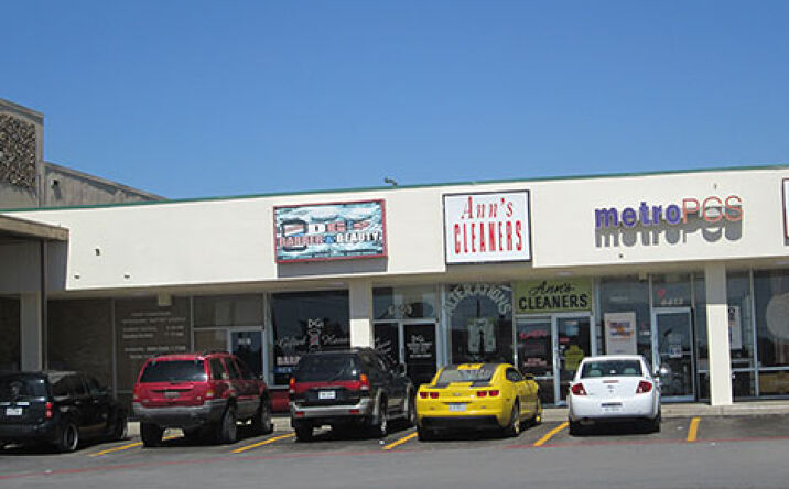 Pictures of Retail property located at 6607 Forest Hill Dr, Forest Hill, TX 76140 for lease - image #1
