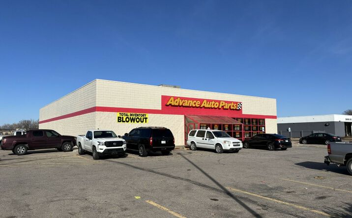 Pictures of Retail property located at 8310 W Central Ave, Wichita, KS 67212 for lease - image #1