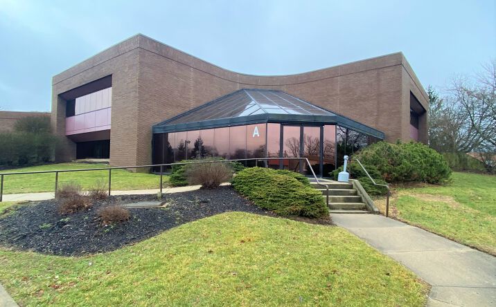 Pictures of Office property located at 4738 Gateway Cir, Kettering, OH 45440 for lease - image #1