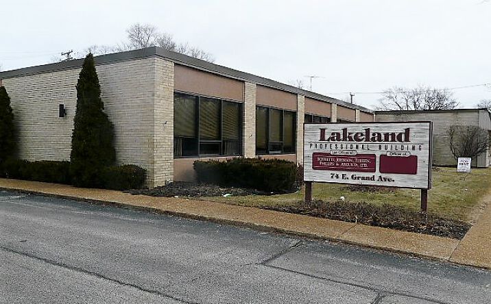 Pictures of Retail, Office property located at 74 E Grand Ave, Fox Lake, IL 60020 for lease - image #1