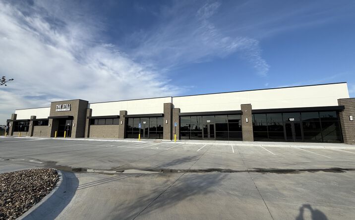 Pictures of Retail property located at 5606 S 204th Ave, Omaha, NE 68022 for lease - image #1