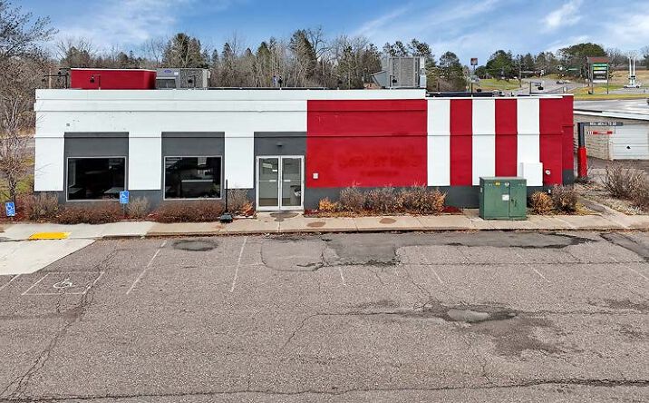 Pictures of Retail, Restaurant property located at 1280 Hillside Ave, Pine City, MN 55063 for lease - image #1