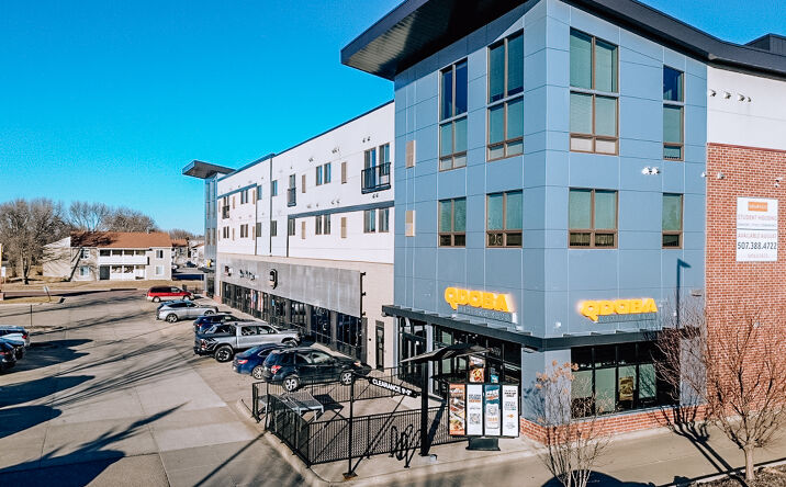 Pictures of Retail property located at 1601 Monks Ave, Mankato, MN 56001 for lease - image #1