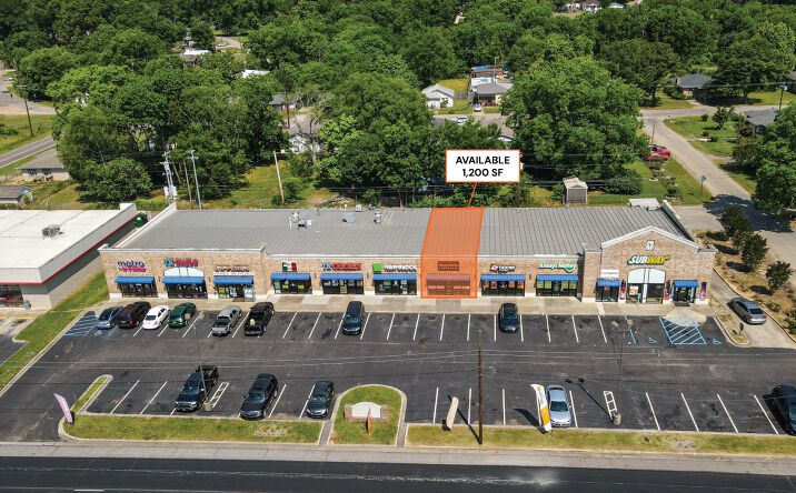 Pictures of Retail property located at 1518 9th Ave N, Bessemer, AL 35020 for lease - image #1