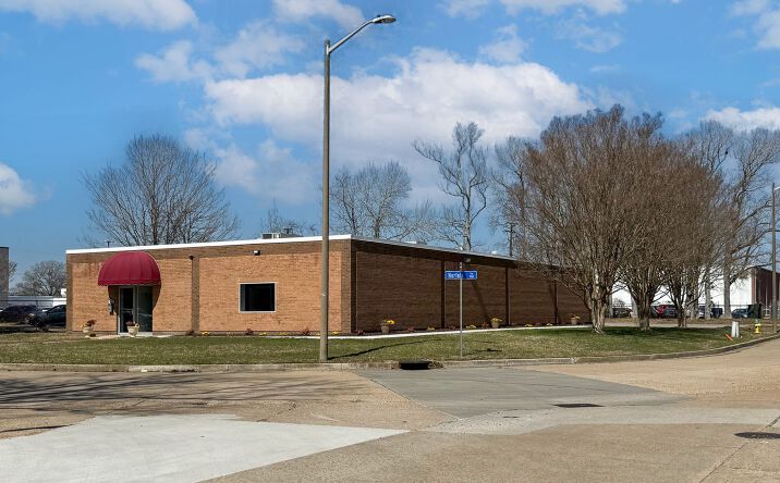Pictures of Office property located at 952 Norfolk Square, Norfolk, VA 23502 for lease - image #1