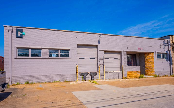 Pictures of Industrial property located at 5131 Sharp St., Dallas, TX 75247 for lease - image #1