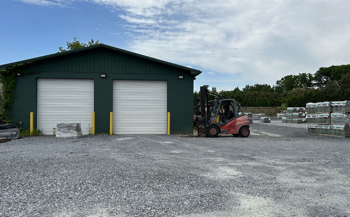 Pictures of Industrial property located at 9007 Dower House Rd W, Upper Marlboro, MD 20772 for lease - image #1