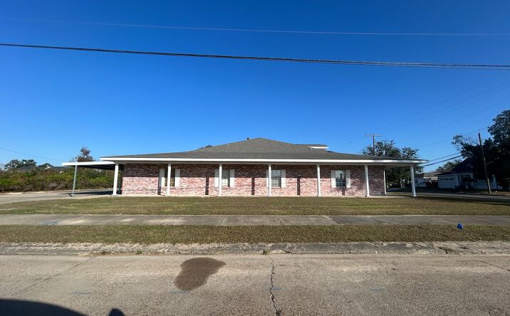 Pictures of Office property located at 1830 Hodges St, Lake Charles, LA 70601 for lease - image #1