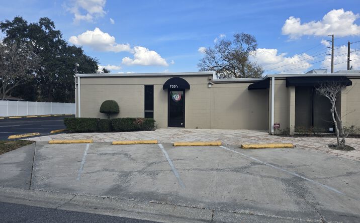 Pictures of Office property located at 7205 Aloma Ave, Winter Park, FL 32792 for lease - image #1