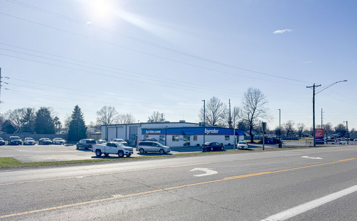 Pictures of Retail property located at 1710 Vaughn Rd, Wood River, IL 62095 for lease - image #1