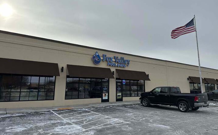 Pictures of Retail property located at 520 N Westhill Blvd, Appleton, WI 54914 for lease - image #1