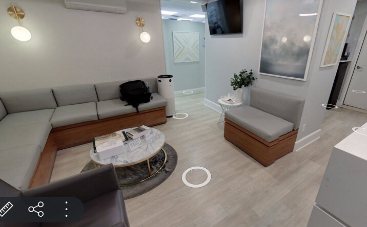 Pictures of Office property located at 25 Central Prk W, New York, NY 10023 for lease - image #1