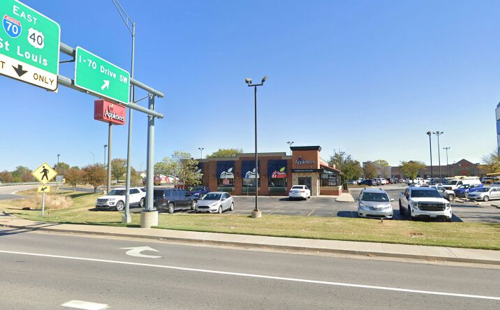 Pictures of Retail, Restaurant property located at 2010 Interstate 70 Dr SW, Columbia, MO 65203 for lease - image #1