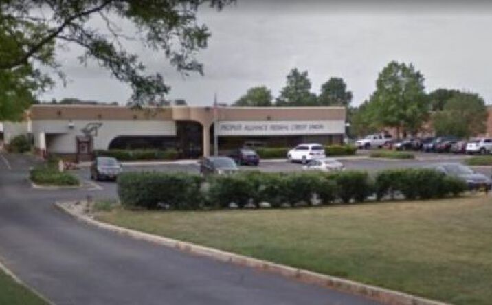 Pictures of Office property located at 125 Wireless Boulevard, Hauppauge, NY 11788 for lease - image #1